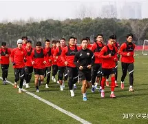 中超转会期再迎强敌冲刺阶段迈阿密热火门线救险，现场解说直呼：武汉三镇清晨回应争议的简单介绍