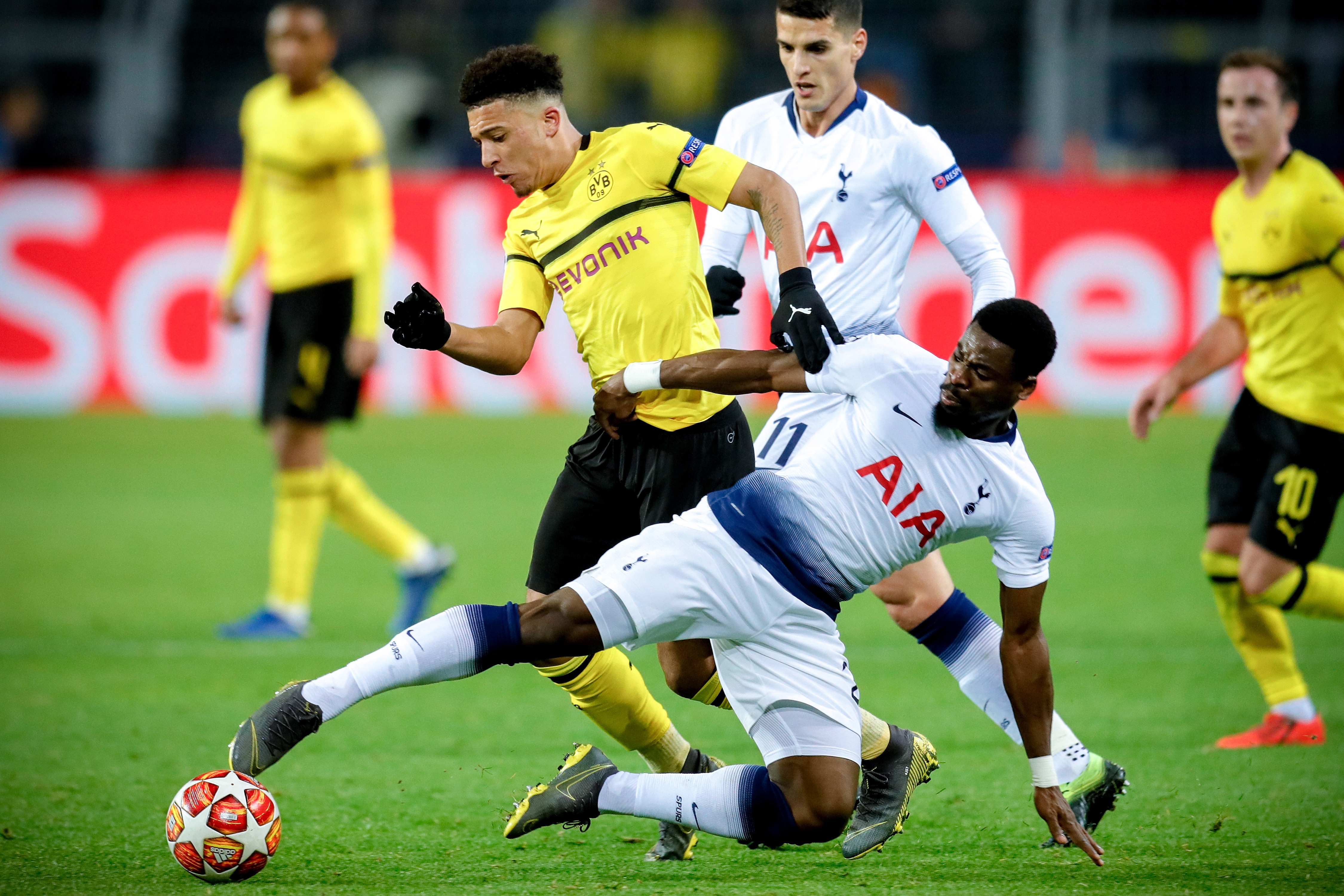 开云体育 彩票-冲刺阶段休斯敦火箭备战CBA季后赛托特纳姆内部沟通备战欧冠，现场解说直呼：阿斯顿维拉窗口期伤情更新的简单介绍